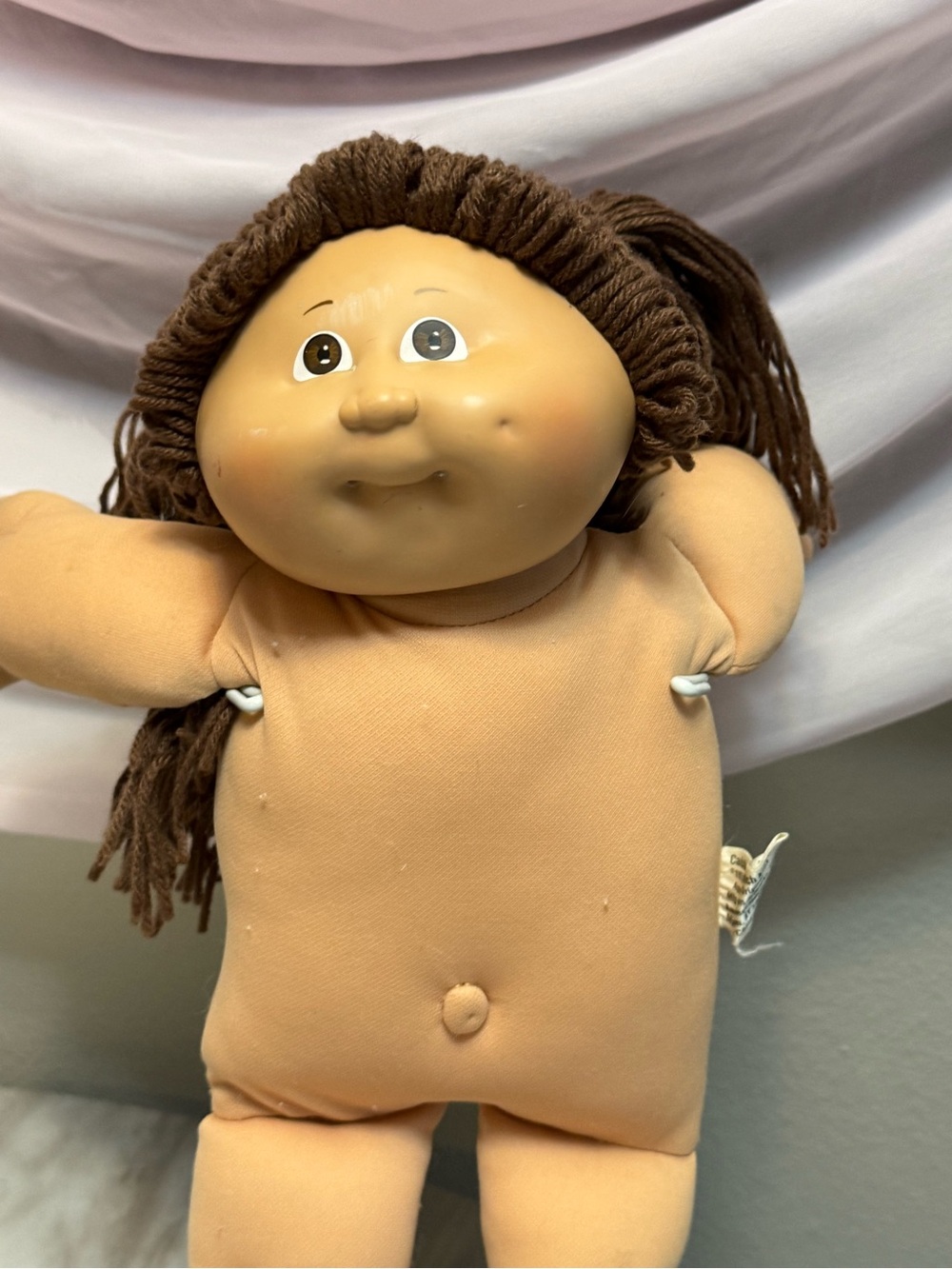 Cabbage Patch Kids girl brown pigtails vintage brown eyes doll
